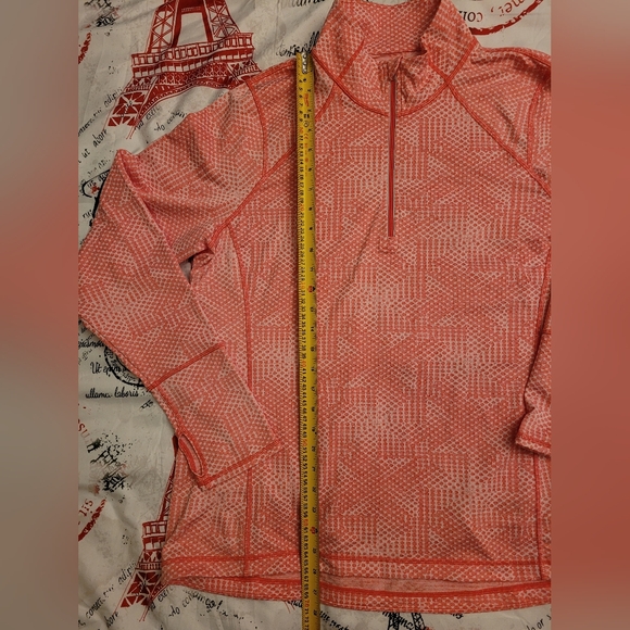 Women Coral Geometric Half-Zip Pullover Size XL - Picture 8 of 15